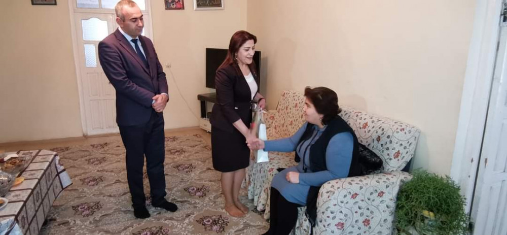Naxçıvanda məhdud fiziki imkanlı qadınlarla bayram görüşləri keçirilib<font color=red> - FOTOLAR</font>
