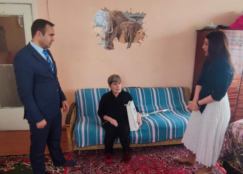 Naxçıvanda məhdud fiziki imkanlı qadınlarla bayram görüşləri keçirilib<font color=red> - FOTOLAR</font>