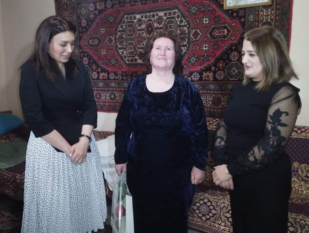 Naxçıvanda məhdud fiziki imkanlı qadınlarla bayram görüşləri keçirilib<font color=red> - FOTOLAR</font>