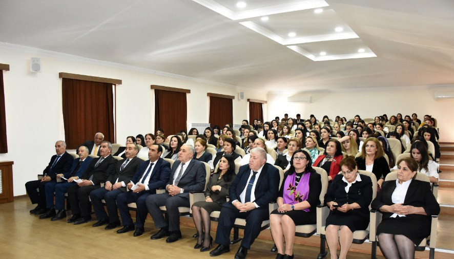 Ali təhsil müəssisələrində Beynəlxalq Qadınlar Günü qeyd edilib<font color=red> - FOTOLAR</font>