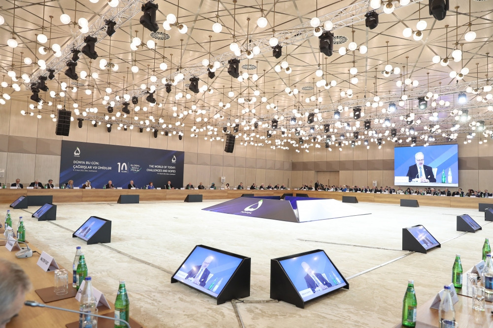 Prezident İlham Əliyev “Dünya bu gün: Çağırışlar və ümidlər” mövzusunda X Qlobal Bakı Forumunun açılış mərasimində iştirak edib<font color='red'> - YENİLƏNİB</font><font color=red> - FOTOLAR</font>