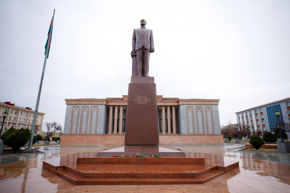 Naxçıvan Prokurorluğunda əməliyyat müşavirəsi keçirilib<font color=red> - FOTOLAR</font>