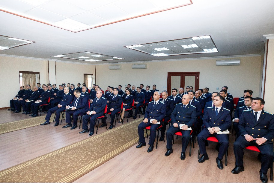 Naxçıvan Prokurorluğunda əməliyyat müşavirəsi keçirilib<font color=red> - FOTOLAR</font>