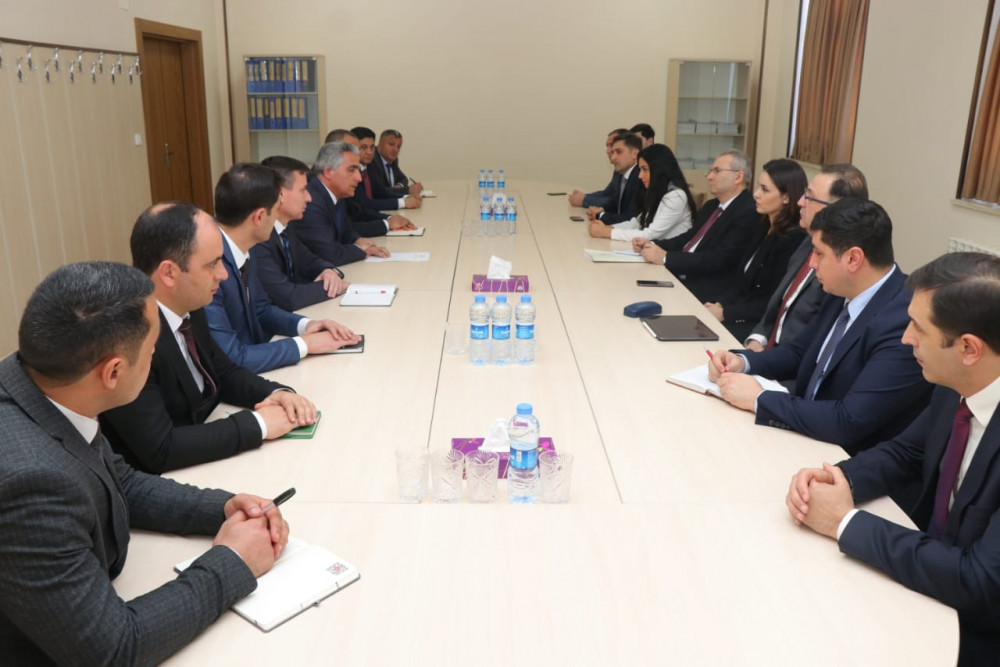 Elm və Təhsil Nazirliyinin nümayəndə heyəti Naxçıvandadır<font color=red> - FOTOLAR</font>