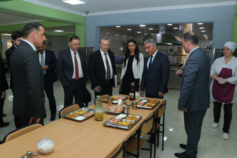 Elm və Təhsil Nazirliyinin nümayəndə heyəti Naxçıvandadır<font color=red> - FOTOLAR</font>