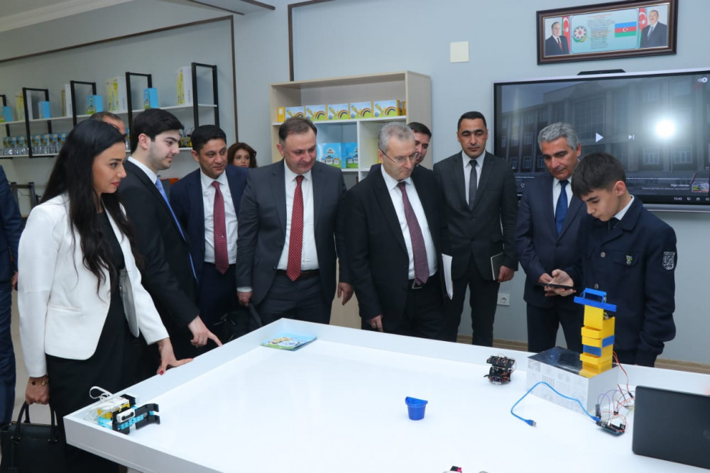 Elm və Təhsil Nazirliyinin nümayəndə heyəti Naxçıvandadır<font color=red> - FOTOLAR</font>