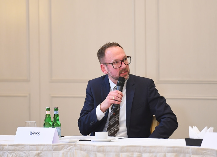 Azərbaycan Prezidenti İlham Əliyevin Almaniya iş adamları ilə görüşü olub<font color='red'> - YENİLƏNİB</font><font color=red> - FOTOLAR</font>