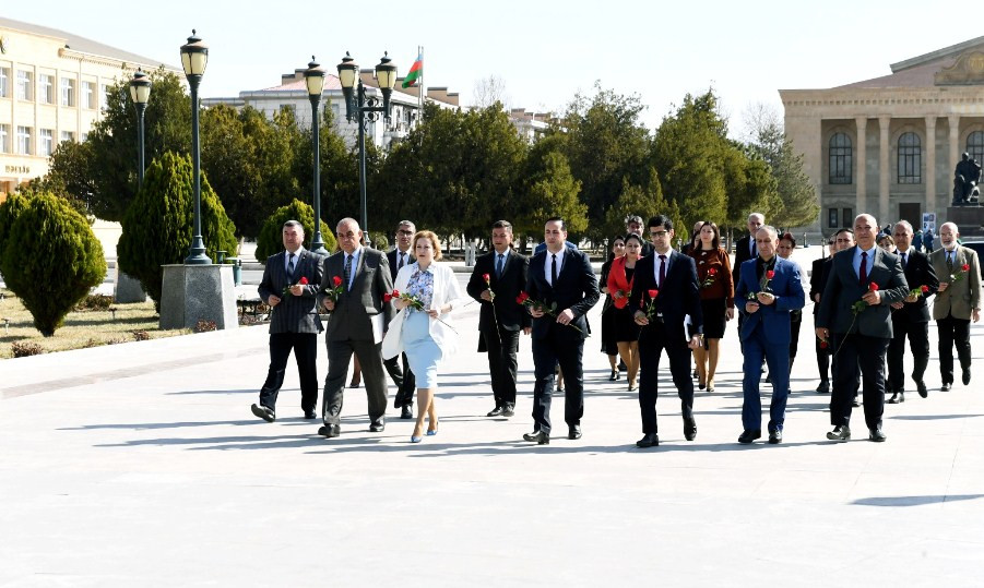 Naxçıvanda “Heydər Əliyev və Azərbaycan mədəniyyəti” mövzusunda tədbir keçirilib<font color=red> - FOTOLAR</font>