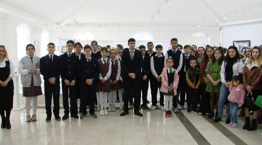 İstedadlı şagird Röya Musayevanın fərdi yaradıcılıq sərgisi açılıb<font color=red> - FOTOLAR</font>