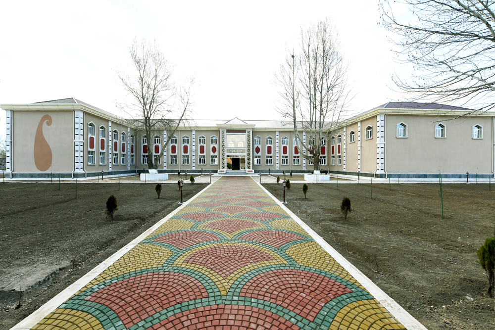 <strong>Şərur rayonunun Vərməziyar kəndində məktəb, kənd və xidmət mərkəzləri istifadəyə verilib<font color=red> - FOTOLAR</font></strong>