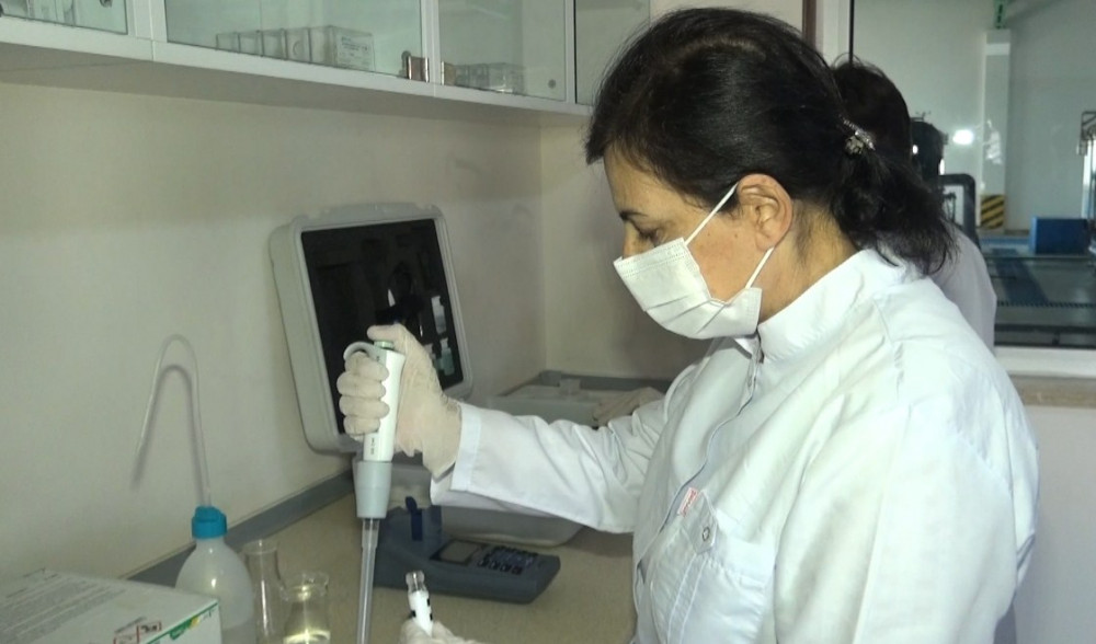 Naxçıvanda içməli suların keyfiyyətini yoxlamaq məqsədilə monitorinqlər davam etdirilir<font color=red> - FOTOLAR</font>