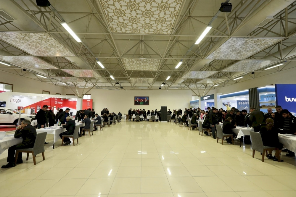 Naxçıvanda əmək yarmarkası keçirilib<font color=red> - FOTOLAR</font>