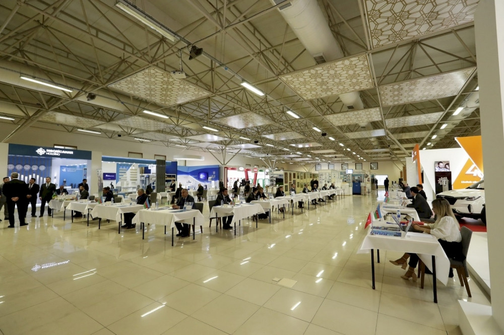 Naxçıvanda əmək yarmarkası keçirilib<font color=red> - FOTOLAR</font>