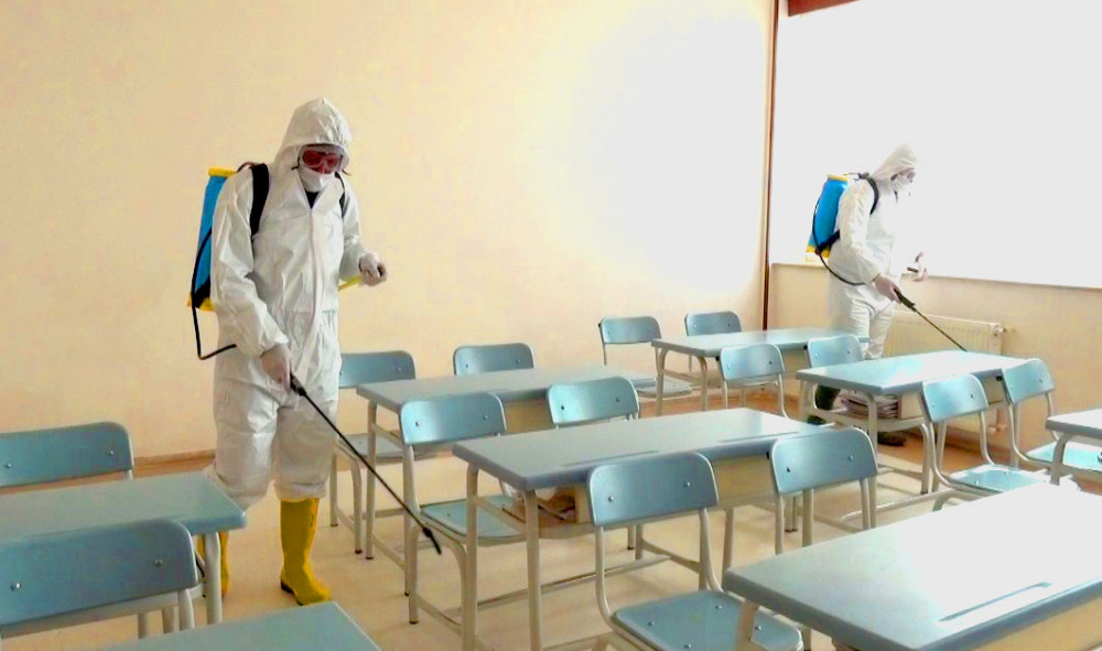 Babək rayon məktəbləri dezinfeksiya olunub<font color=red> - FOTOLAR</font>