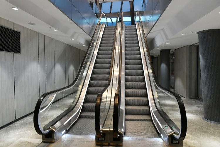 Prezident İlham Əliyev Əmlak Məsələləri Dövlət Xidmətinin yeni inzibati binasının açılışında iştirak edib<font color=red> - FOTOLAR</font>