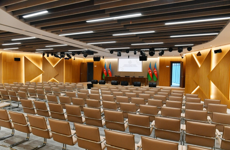 Prezident İlham Əliyev Əmlak Məsələləri Dövlət Xidmətinin yeni inzibati binasının açılışında iştirak edib<font color=red> - FOTOLAR</font>