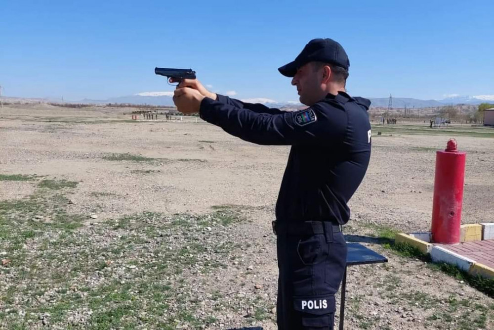 Naxçıvan DİN-in şəxsi heyəti silahdan atış-təlim məşğələsinə cəlb edilib<font color=red> - FOTOLAR</font>