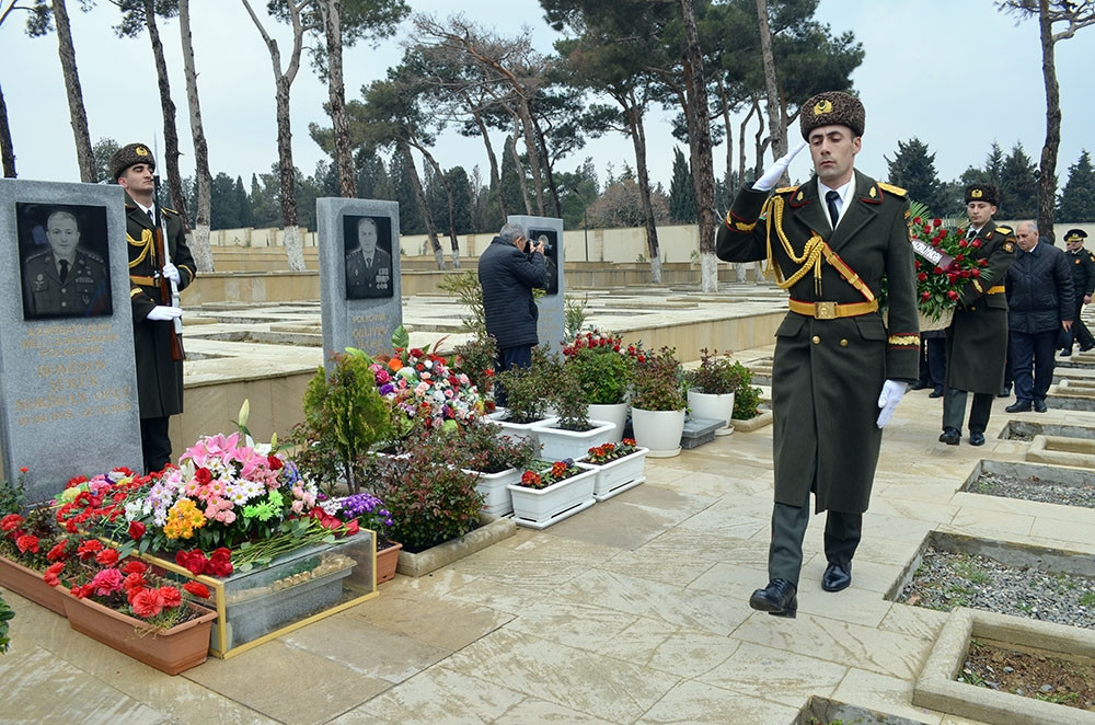 Milli Qəhrəman Şükür Həmidovun anım mərasimi keçirilib<font color=red> - FOTOLAR</font>