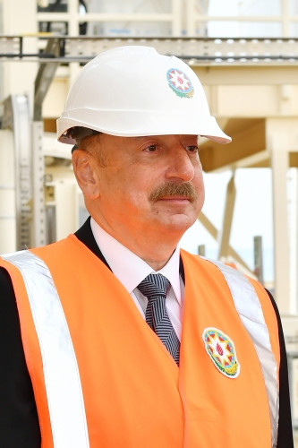 Prezident İlham Əliyev “Azəri-Mərkəzi-Şərqi” platformasının üst modullarının dənizə rəmzi yola salınması mərasimində iştirak edib<font color='red'> - YENİLƏNİB</font><font color=red> - FOTOLAR</font>