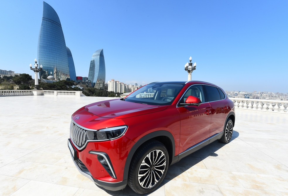 Türkiyənin ilk yerli elektromobili “Togg” Azərbaycan Prezidenti İlham Əliyevə təqdim olunub<font color='red'> - YENİLƏNİB</font><font color=red> - FOTOLAR</font>