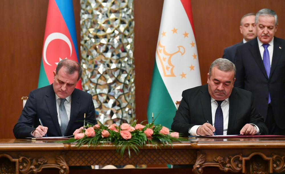 Azərbaycan-Tacikistan sənədləri imzalanıb<font color='red'> - YENİLƏNİB</font><font color=red> - FOTOLAR</font>