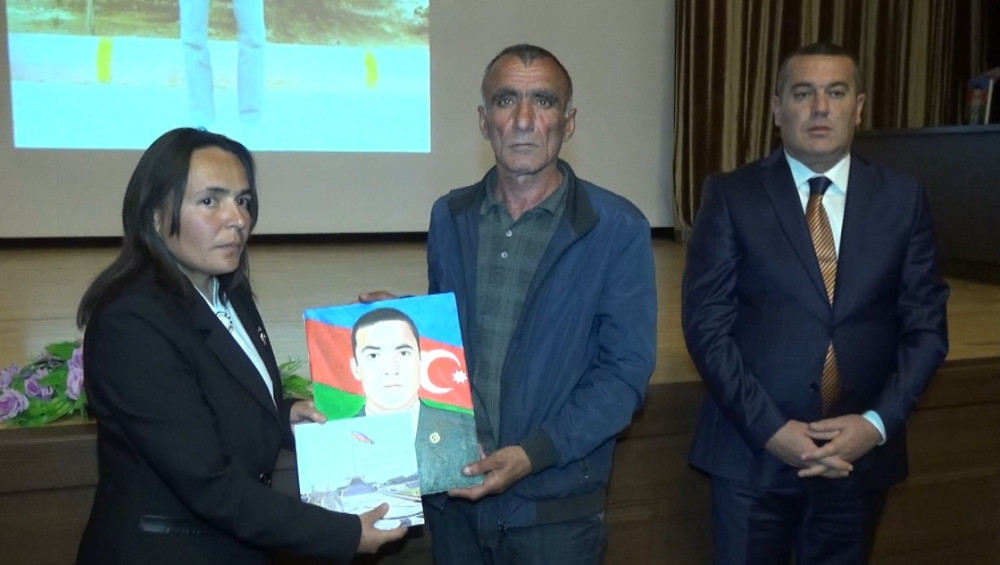 “Vətən müharibəsinin Kəngərli qəhrəmanları” kitabı təqdim olunub<font color=red> - FOTOLAR</font>