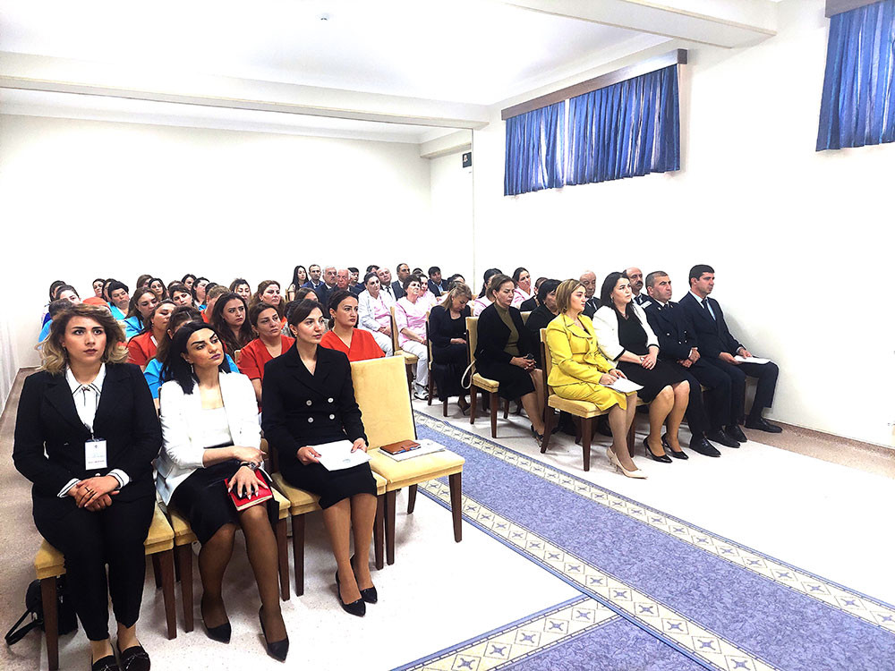 “Səhiyyənin inkişafında ulu öndər Heydər Əliyevin rolu”  mövzusunda tədbir keçirilib<font color=red> - FOTOLAR</font>