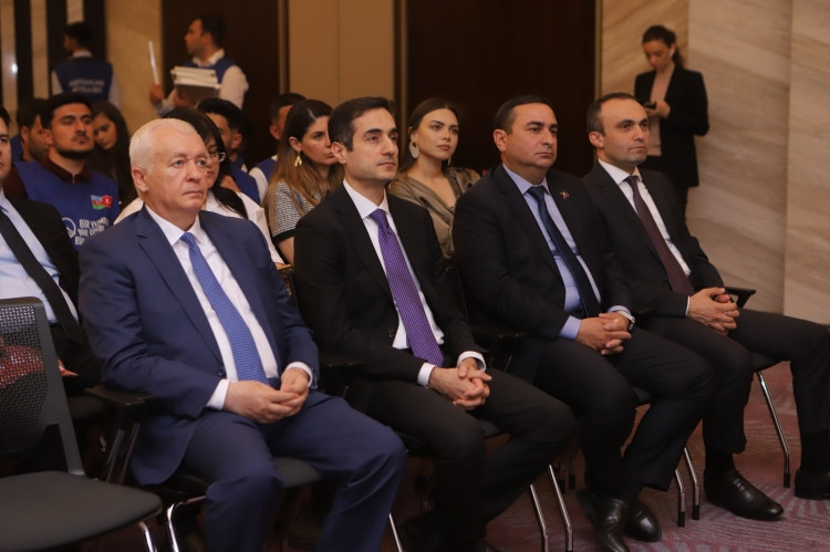 Türkiyəyə yardıma gedən Azərbaycan könüllüləri ilə görüş olub<font color=red> - FOTOLAR</font>