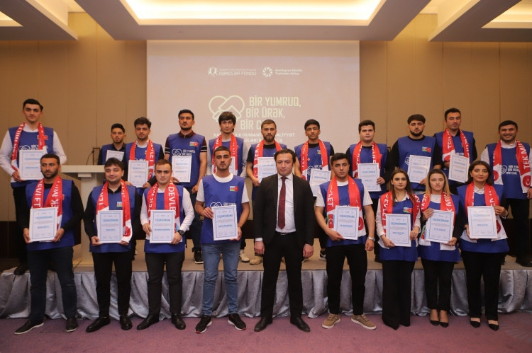 Türkiyəyə yardıma gedən Azərbaycan könüllüləri ilə görüş olub<font color=red> - FOTOLAR</font>