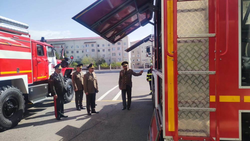 Naxçıvan FHN-ə 5 yeni müasir yanğınsöndürən avtomobili verilib<font color=red> - VİDEO</font>