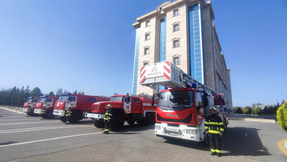 Naxçıvan FHN-ə 5 yeni müasir yanğınsöndürən avtomobili verilib<font color=red> - VİDEO</font>