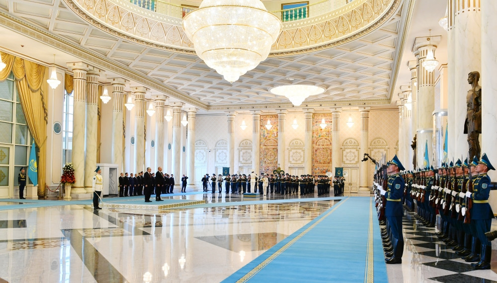 Azərbaycan Prezidenti İlham Əliyevin Astanada rəsmi qarşılanma mərasimi olub<font color=red> - FOTOLAR</font>