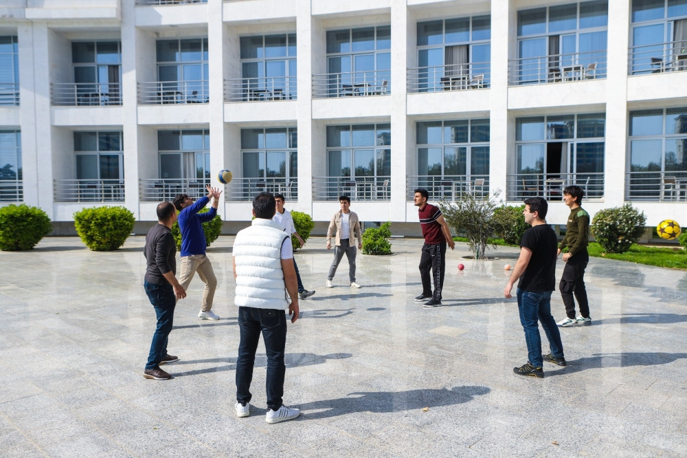 Türkiyəyə yardıma gedən Azərbaycan könüllüləri üçün düşərgə təşkil olunub<font color=red> - FOTOLAR</font>