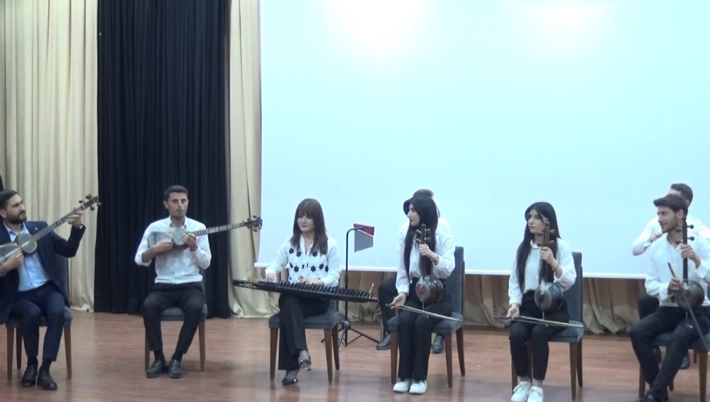 NDU-da ulu öndərin 100 illik yubileyinə həsr olunmuş “Bədii yaradıcılıq müsabiqə-festivalı” keçirilib<font color=red> - FOTOLAR</font>