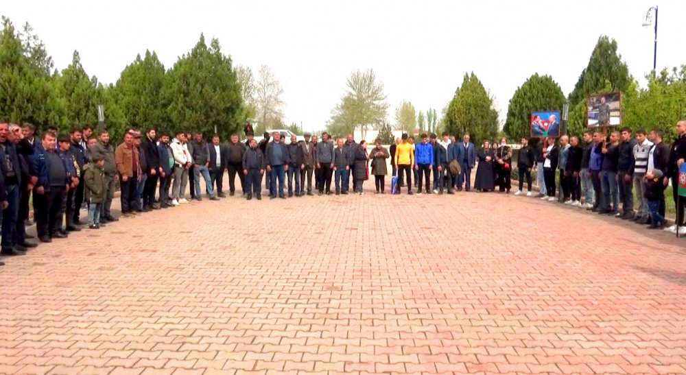 Şərurda çağırışçılar hərbi xidmətə yola salınıb<font color=red> - FOTOLAR</font>