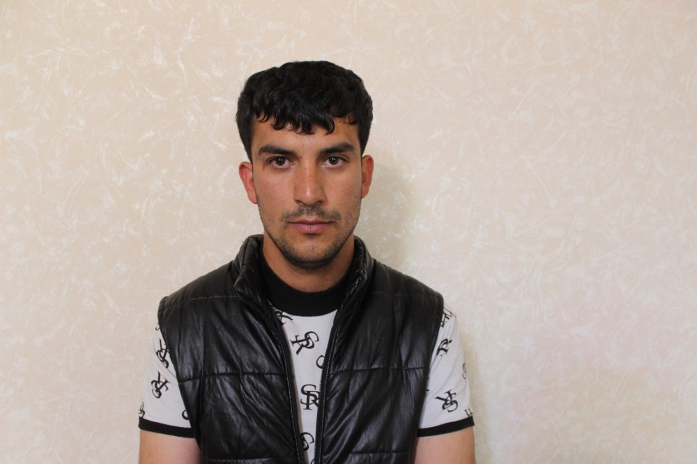 Ağdaşda “Rasim” adlı İran vətəndaşından onlayn yolla narkotik alan qadın və kişi saxlanılıb<font color=red> - FOTOLAR</font>