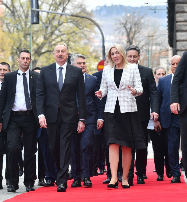 Sarayevoda Azərbaycan Prezidenti İlham Əliyevin rəsmi qarşılanma mərasimi olub<font color=red> - FOTOLAR</font>