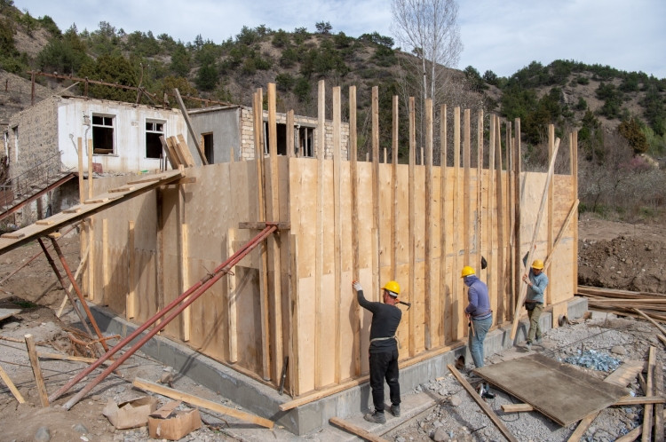 Laçının Sus kəndi yaxınlığındakı mövcud 6 subartezian quyusu bərpa edilir<font color=red> - FOTOLAR</font>