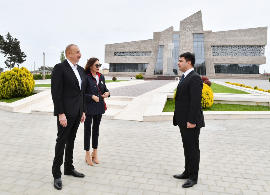 Prezident İlham Əliyev və birinci xanım Mehriban Əliyeva Neftçala rayonuna səfər ediblər<font color='red'> - YENİLƏNİB</font><font color=red> - FOTOLAR</font>