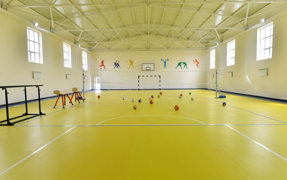 Prezident İlham Əliyev və birinci xanım Mehriban Əliyeva Neftçala rayonunda yeni inşa olunan məktəbin açılışında iştirak ediblər <font color='red'> - YENİLƏNİB</font><font color=red> - FOTOLAR</font>