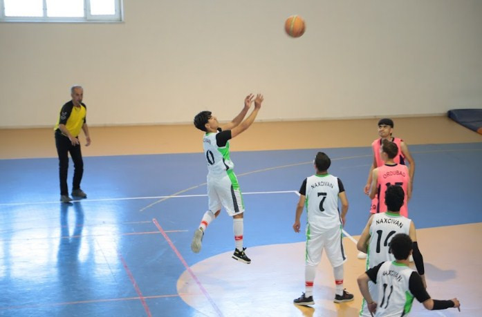 Yeniyetmələr arasında keçirilən basketbol birinciliyi yekunlaşıb<font color=red> - FOTOLAR</font>