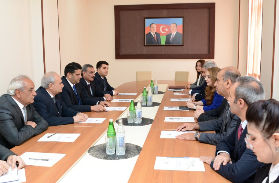 Naxçıvan Ali Məhkəməsi ilə NDU arasında birgə əməkdaşlığa dair memorandum imzalanıb<font color=red> - FOTOLAR</font>