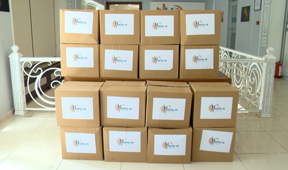 “Naxtel”dən aztəminatlı ailələrə bayram sovqatı<font color=red> - FOTOLAR</font>