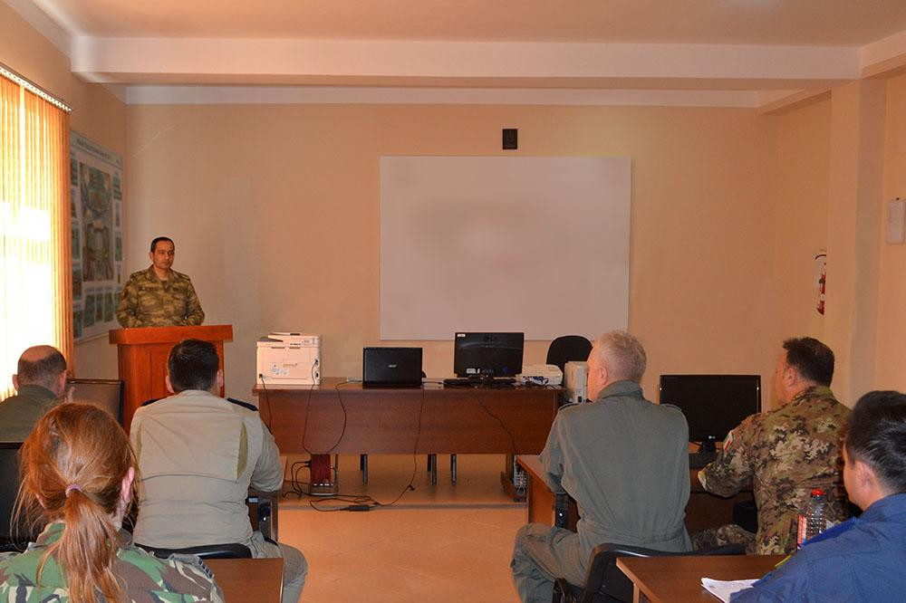 NATO-nun mobil təlim qrupu Azərbaycana gəlib<font color=red> - FOTOLAR</font>