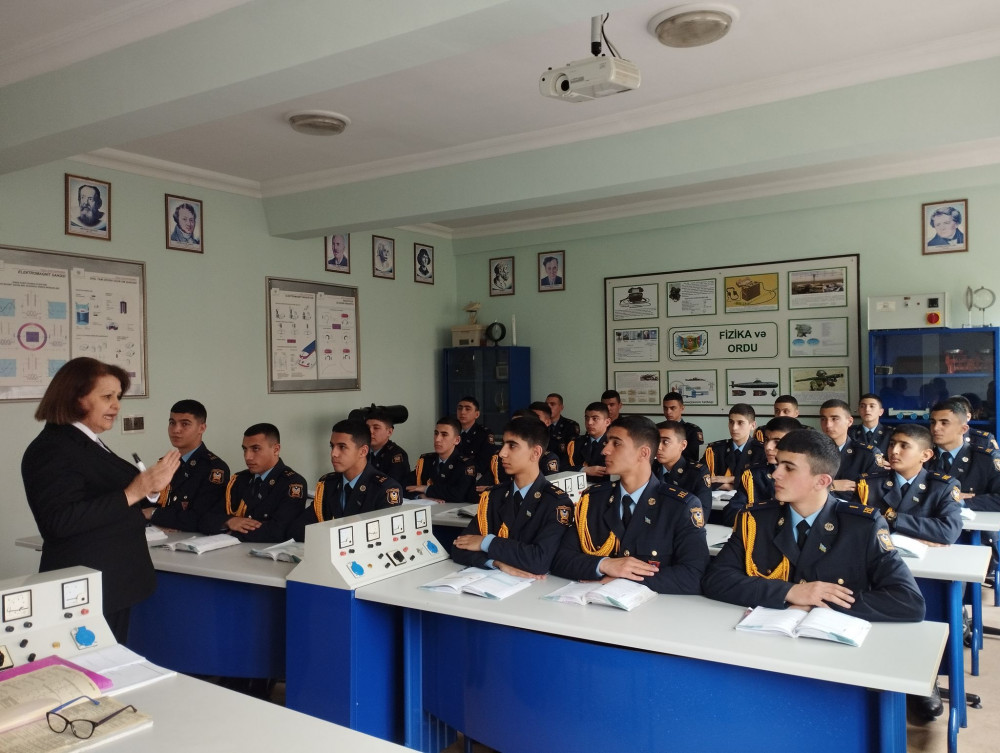 Ulu Öndər Heydər Əliyevin adının əbədiləşdiyi təhsil ocağı<font color=red> - FOTOLAR</font>