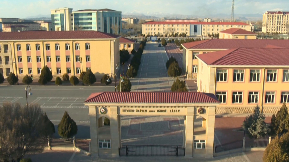 Ulu Öndər Heydər Əliyevin adının əbədiləşdiyi təhsil ocağı<font color=red> - FOTOLAR</font>