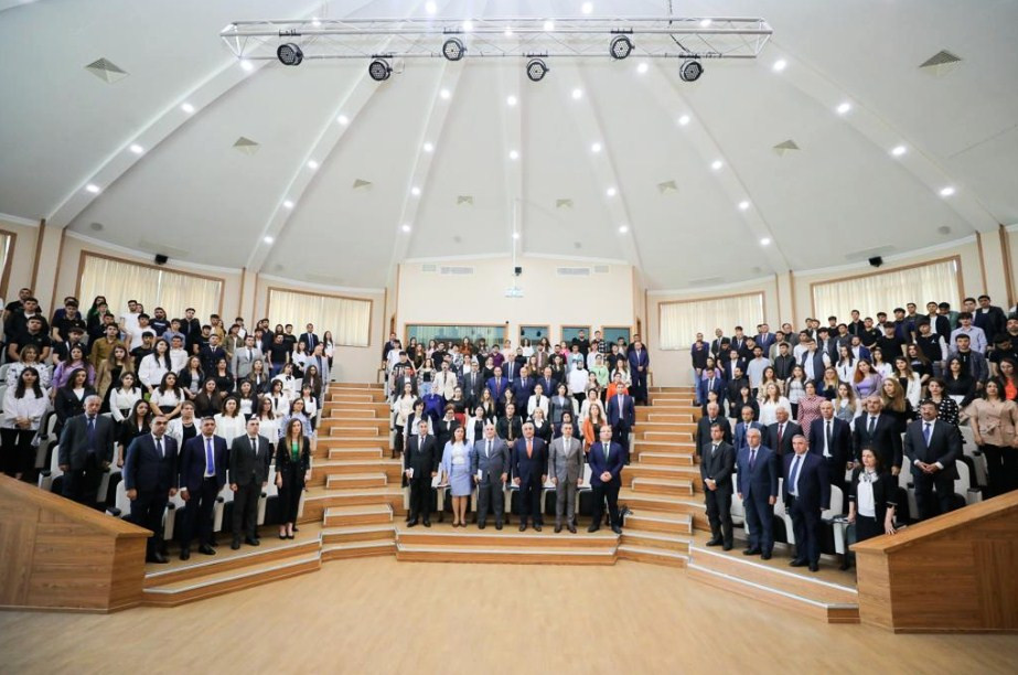 "Naxçıvan" Universiteti ilə Azərbaycan Dövlət İqtisad Universiteti (UNEC) arasında əməkdaşlıq müqaviləsi imzalanıb<font color=red> - FOTOLAR</font>