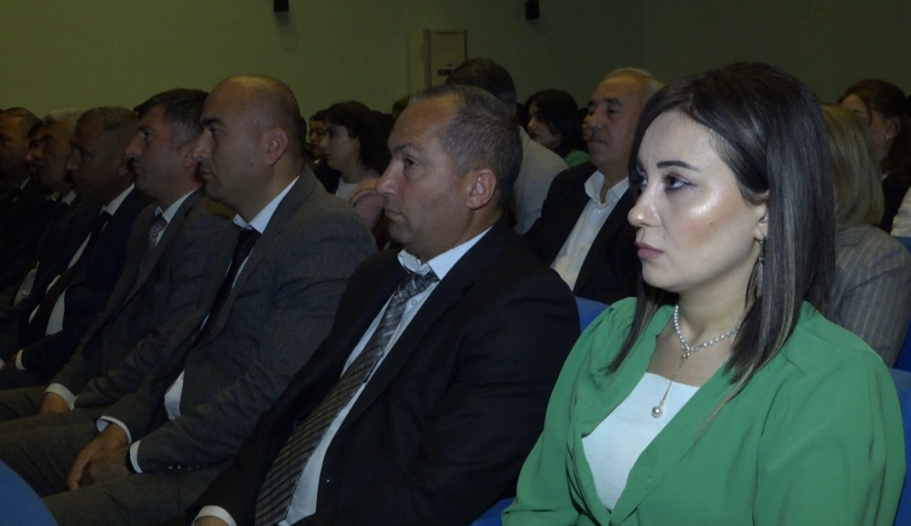 Babəkdə “Heydər Əliyev – 100” mövzusunda tədbir keçirilib<font color=red> - FOTOLAR</font>