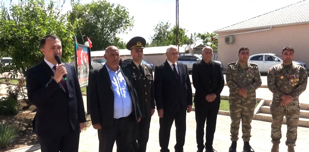 Şərurda şəhidlərin xatirəsinə bulaq-abidə ucaldılıb<font color=red> - FOTOLAR</font>