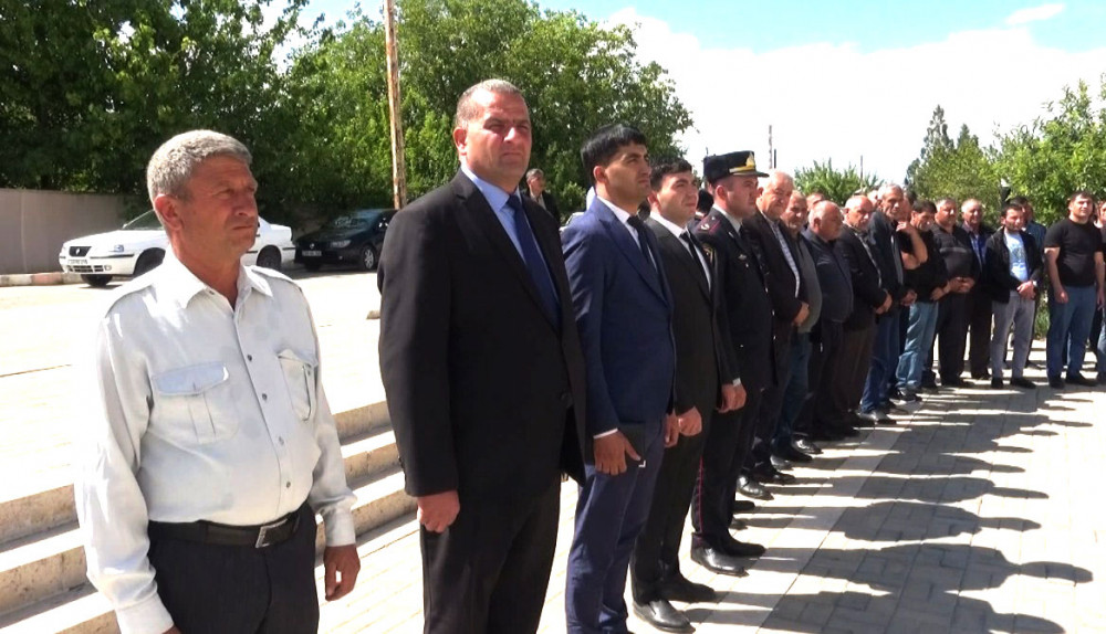 Şərurda şəhidlərin xatirəsinə bulaq-abidə ucaldılıb<font color=red> - FOTOLAR</font>